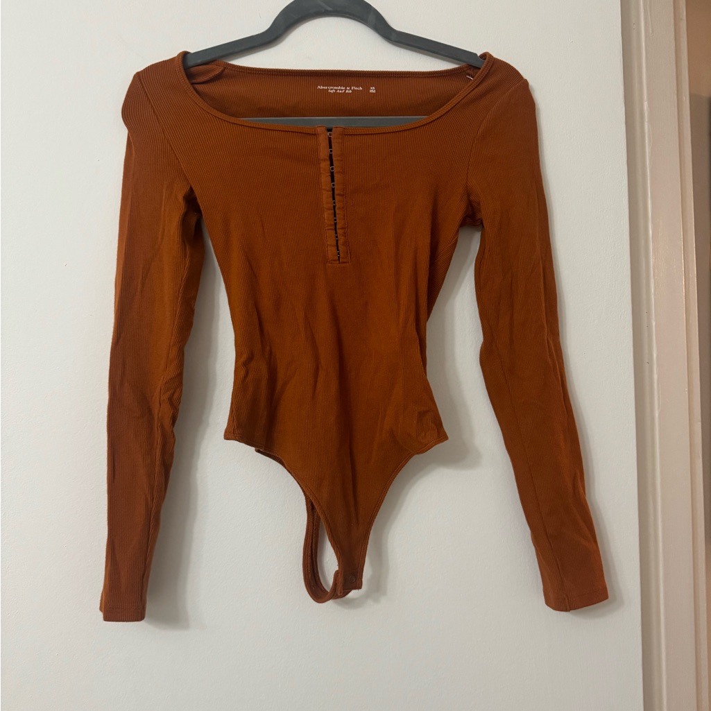 A&F Soft Rib Bodysuit - Size X Small Nwot